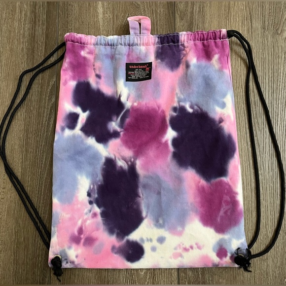 Boutique Brand Tie Dye Drawstring Bag in EUC! - Picture 3 of 4